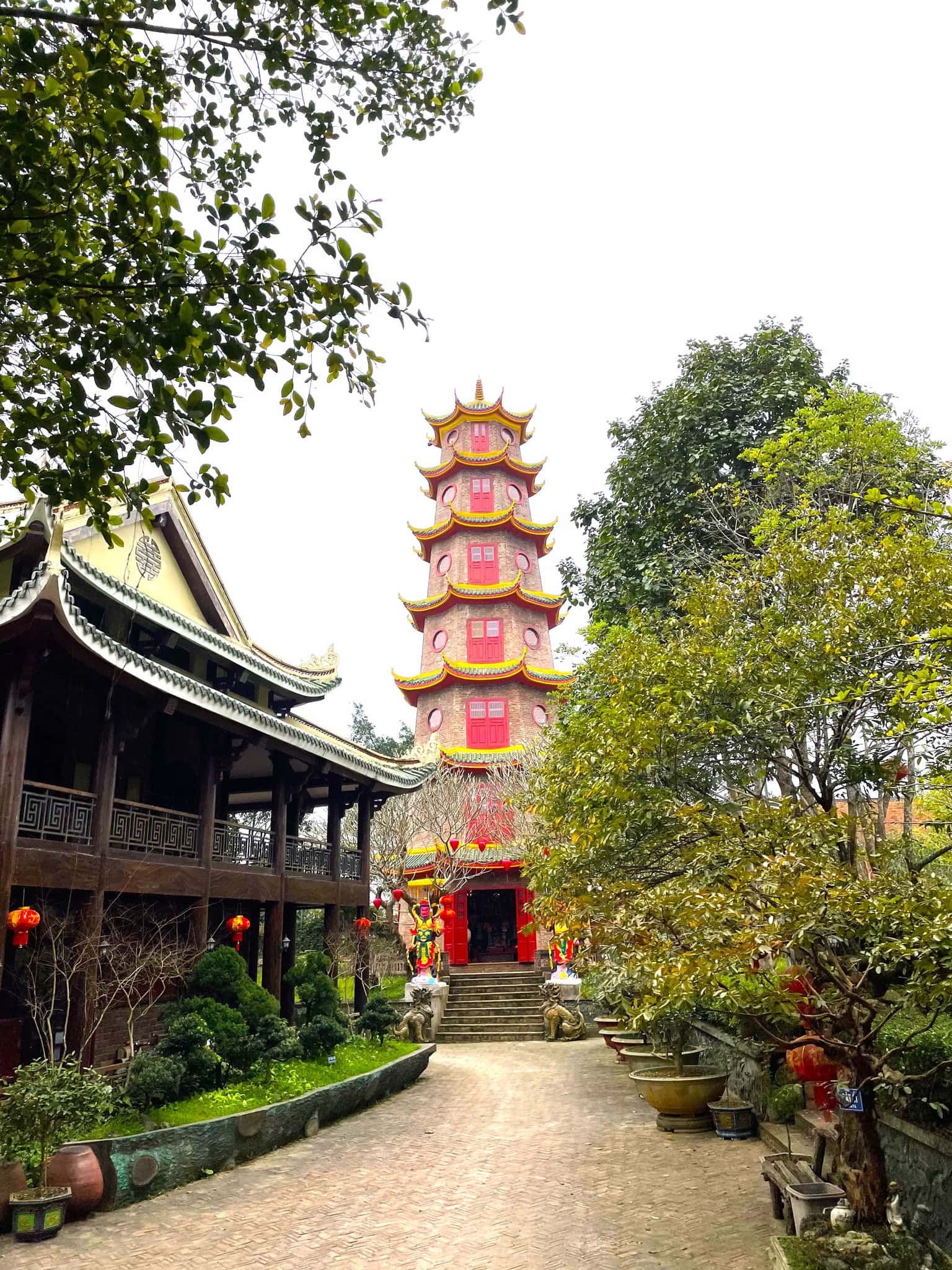 justfly khu du lich sinh thai long viet ba vi hanoi