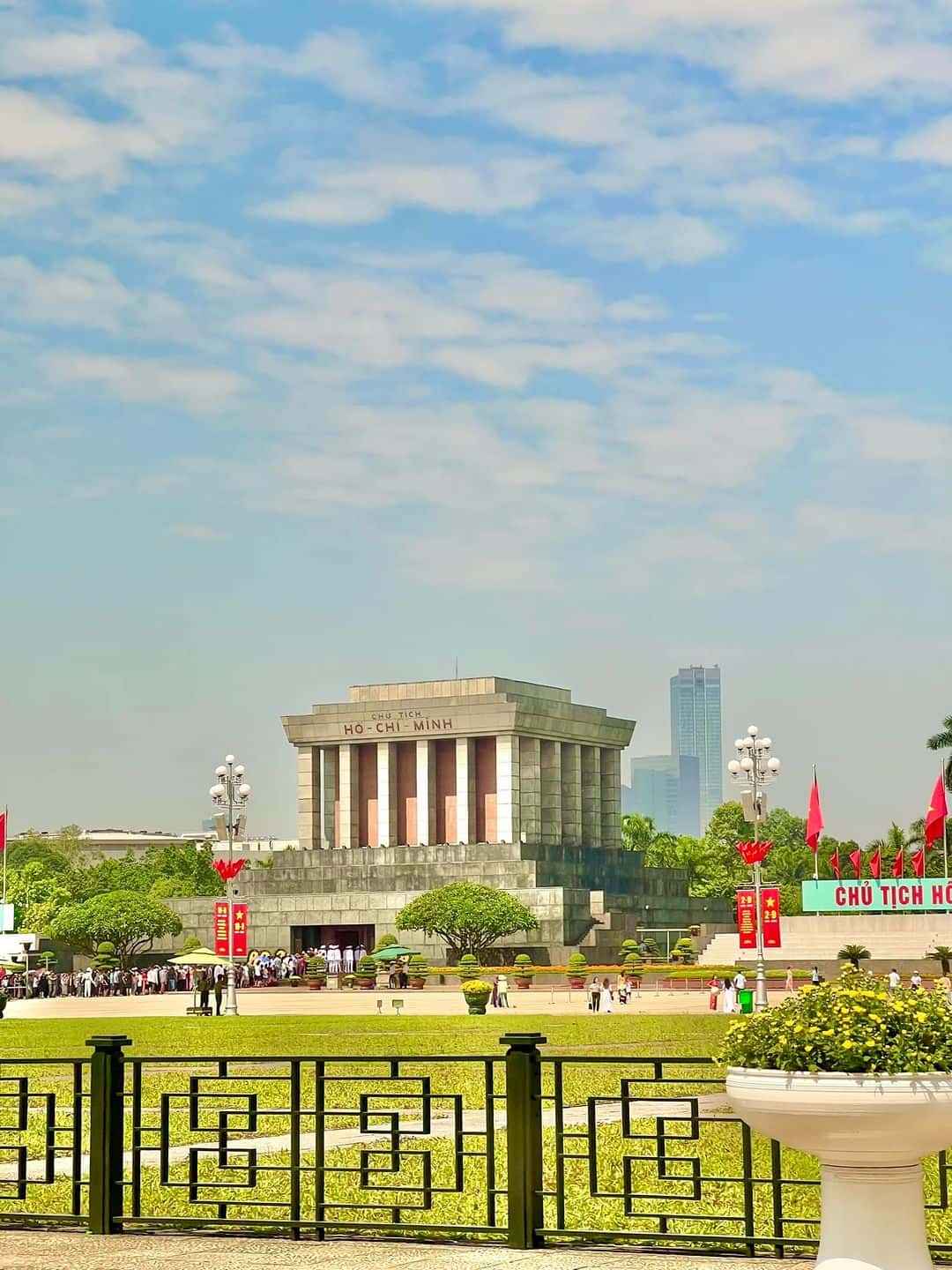 justfly lang chu tich ho chi minh hanoi