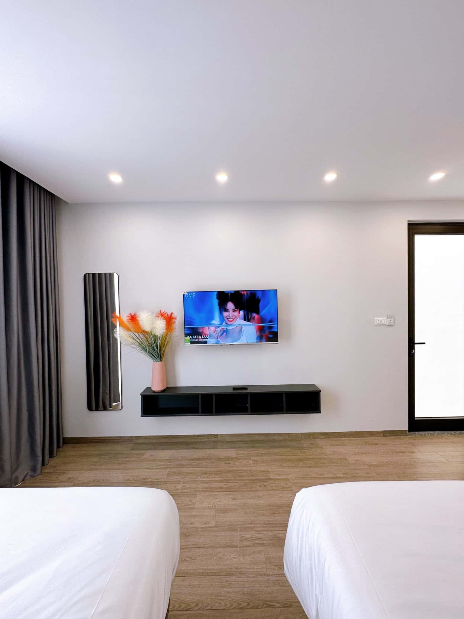 Sunset Lodge Villa - Tuần Châu, Hạ Long — photo 27
