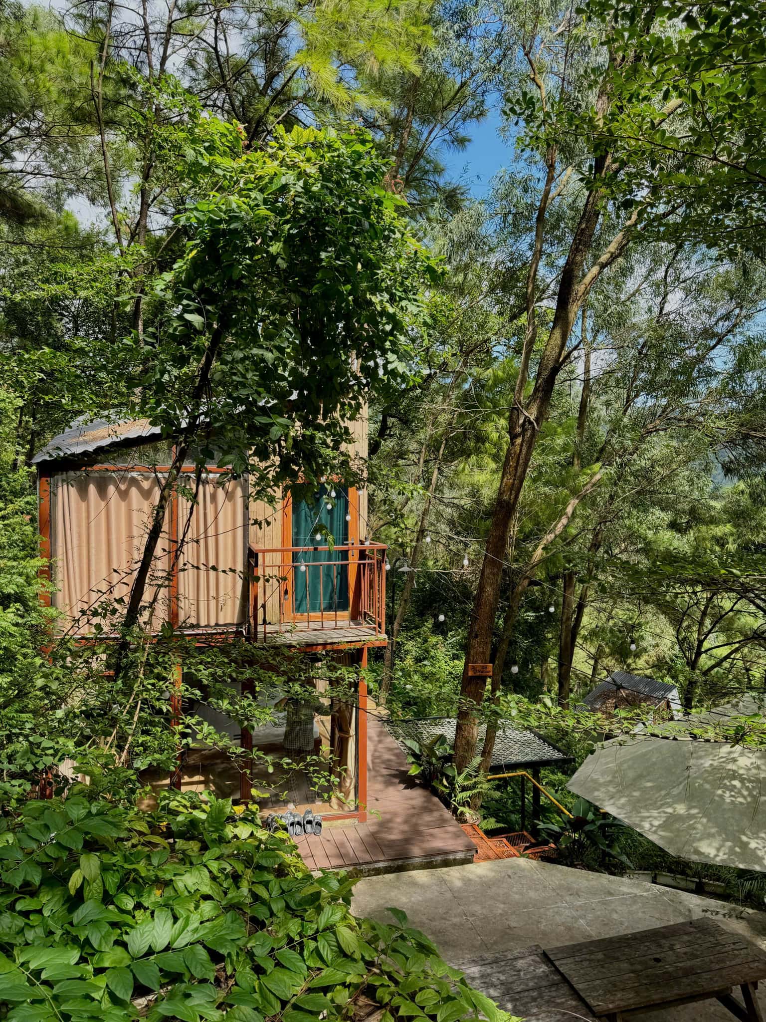 Nhà Gỗ Rừng Thông (De'bay Retreat) tại Lâm Trường, Sóc Sơn — ảnh 1
