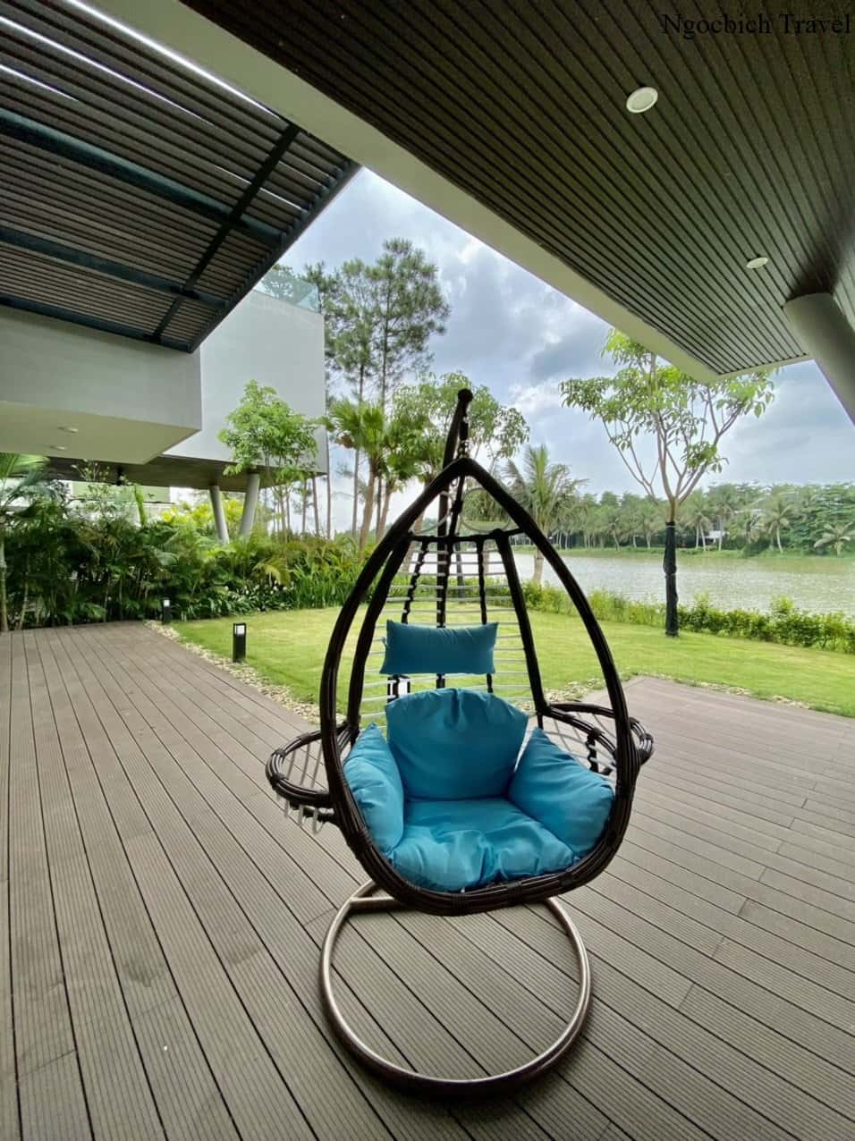 Reclining chair
