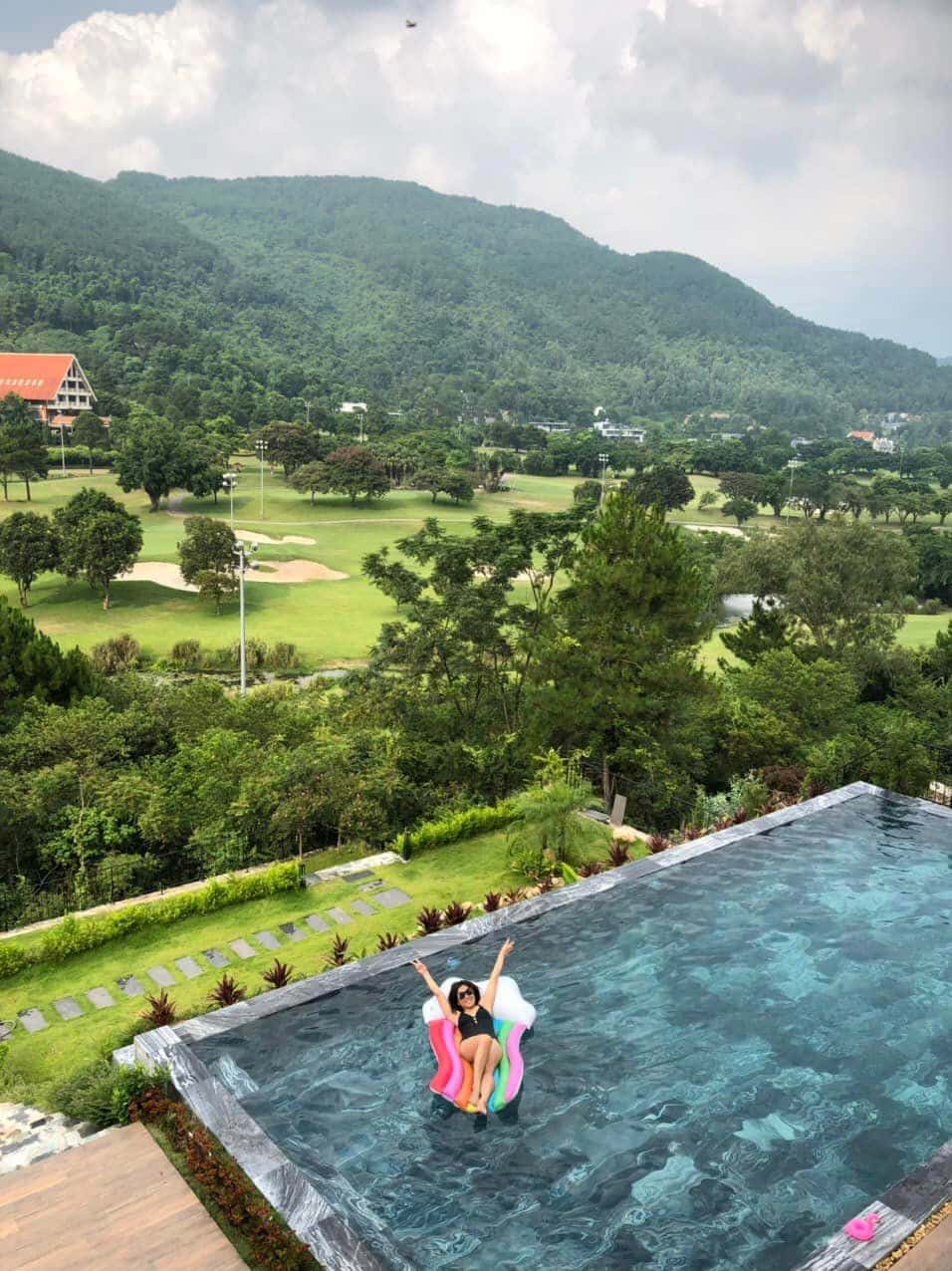 Sân vườn rộng 