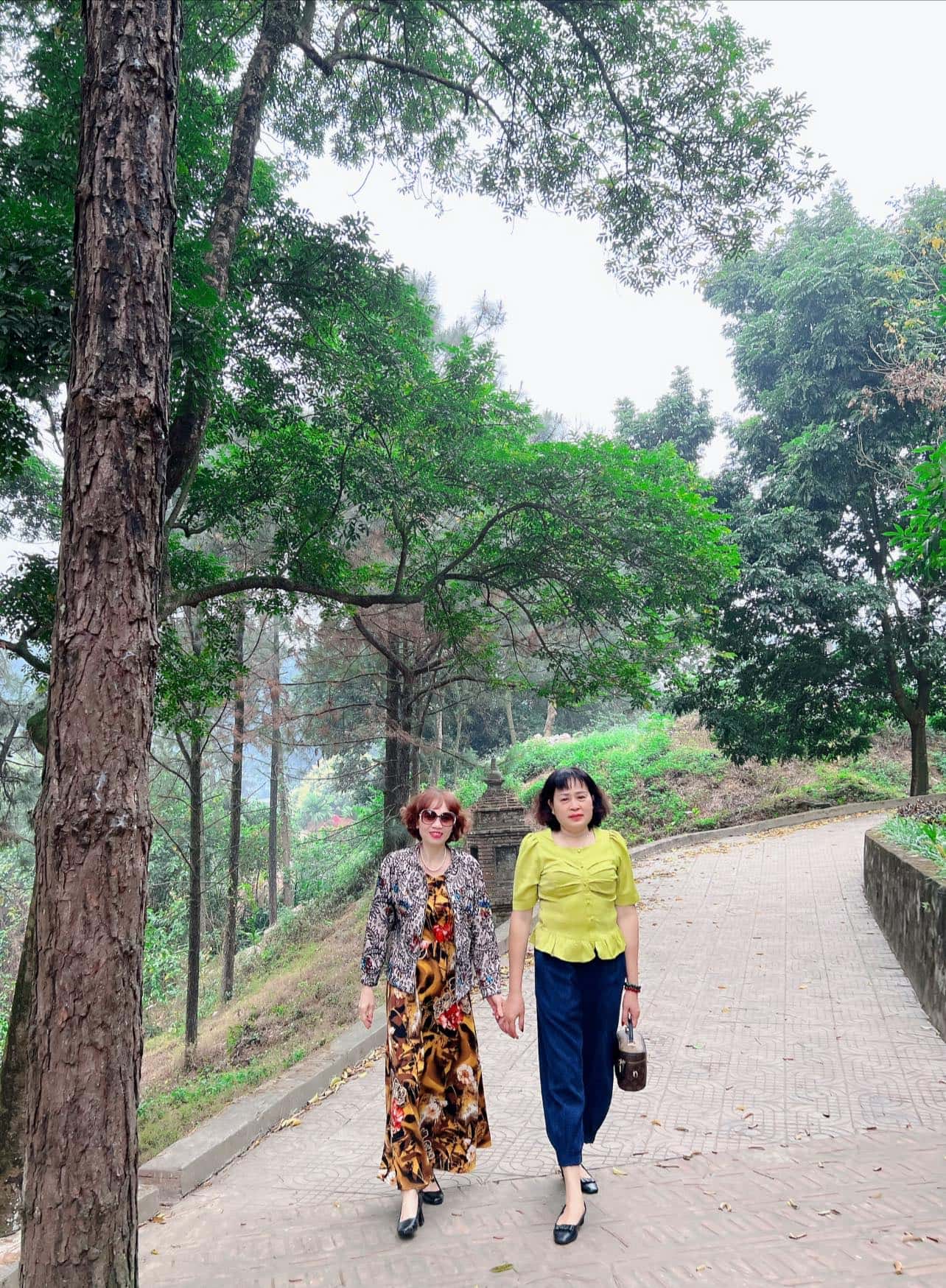 justfly chua tram gian hanoi