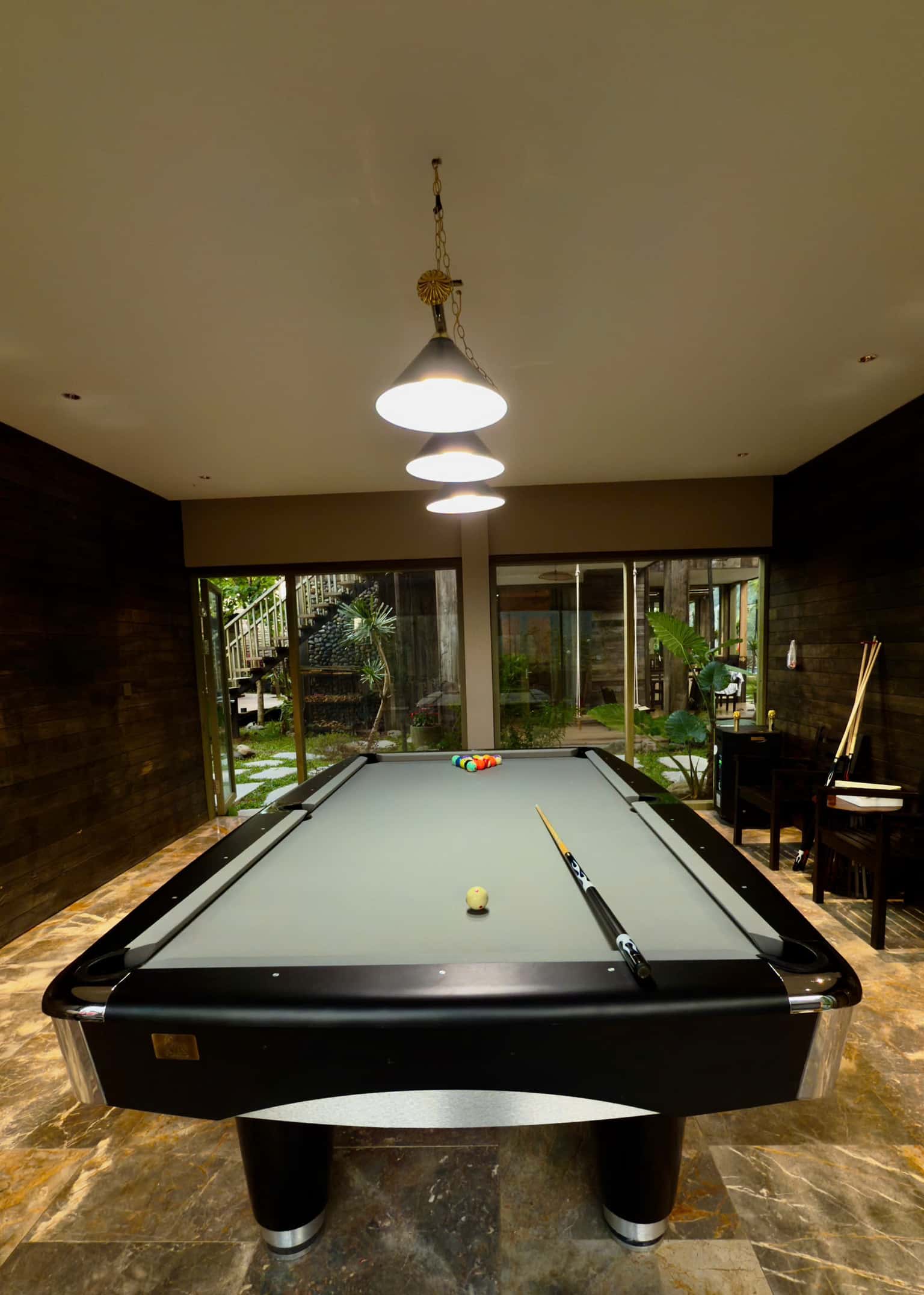 Pool table