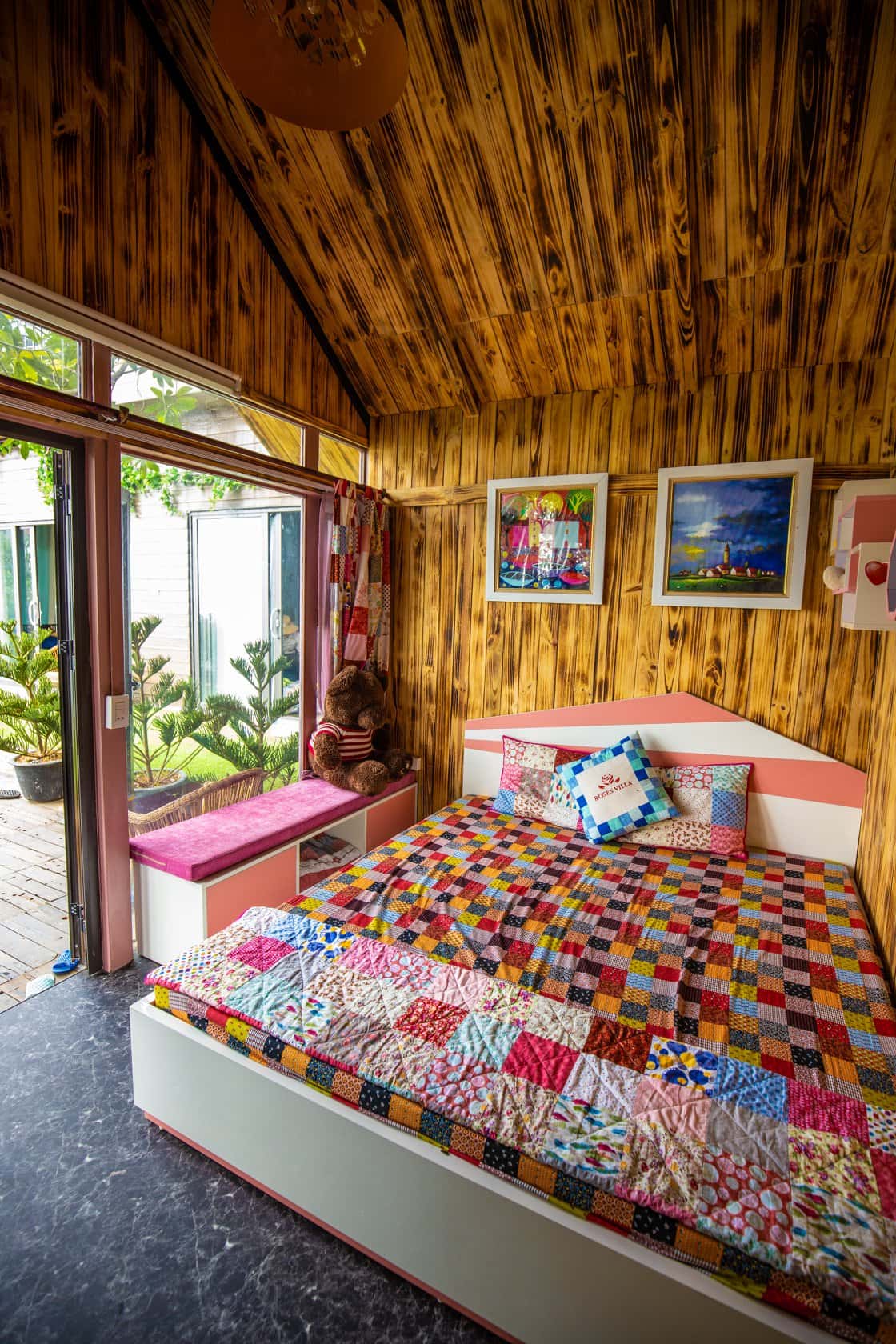 justfly can pink home nho tam dao