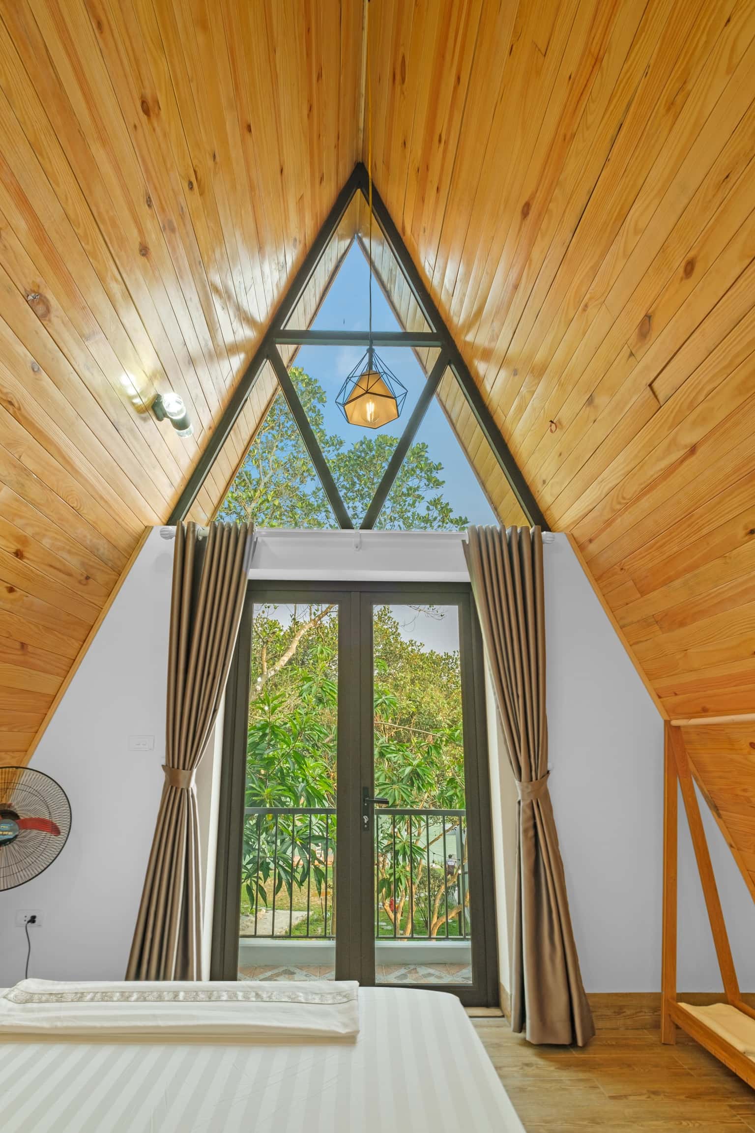 Hilltop Villa (Lala Villas), Hoà Bình — ảnh 24