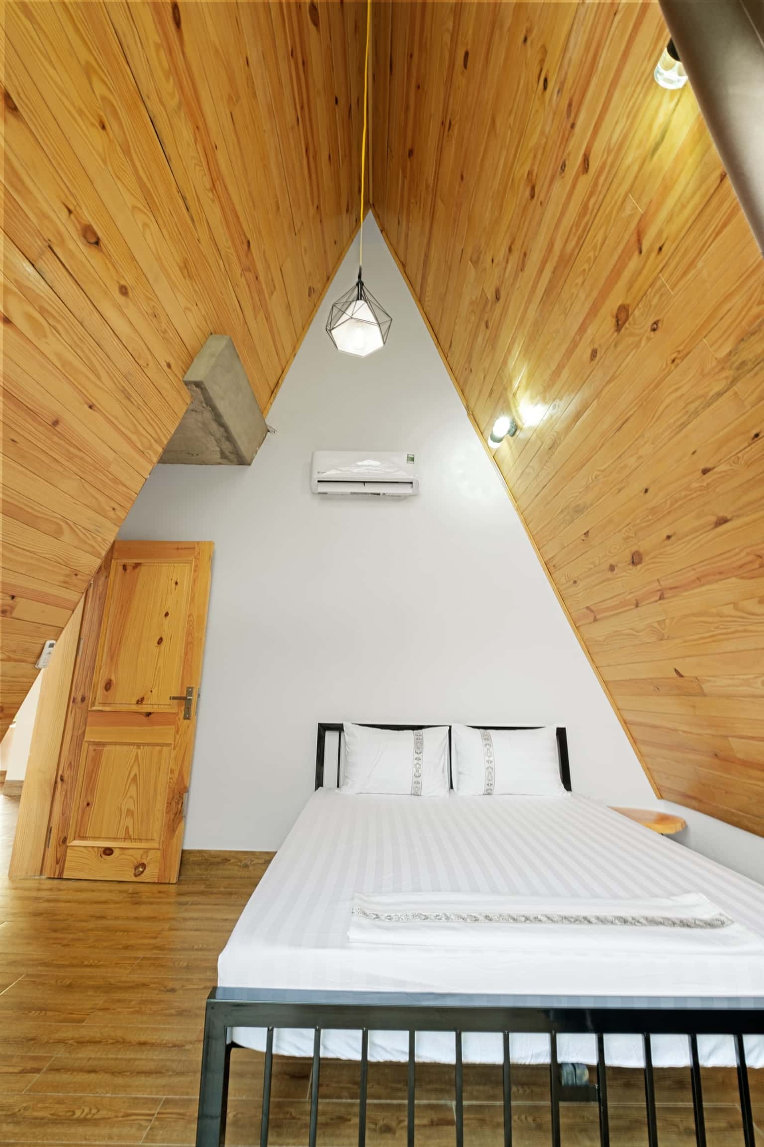 Hilltop Villa (Lala Villas), Hoà Bình — ảnh 23