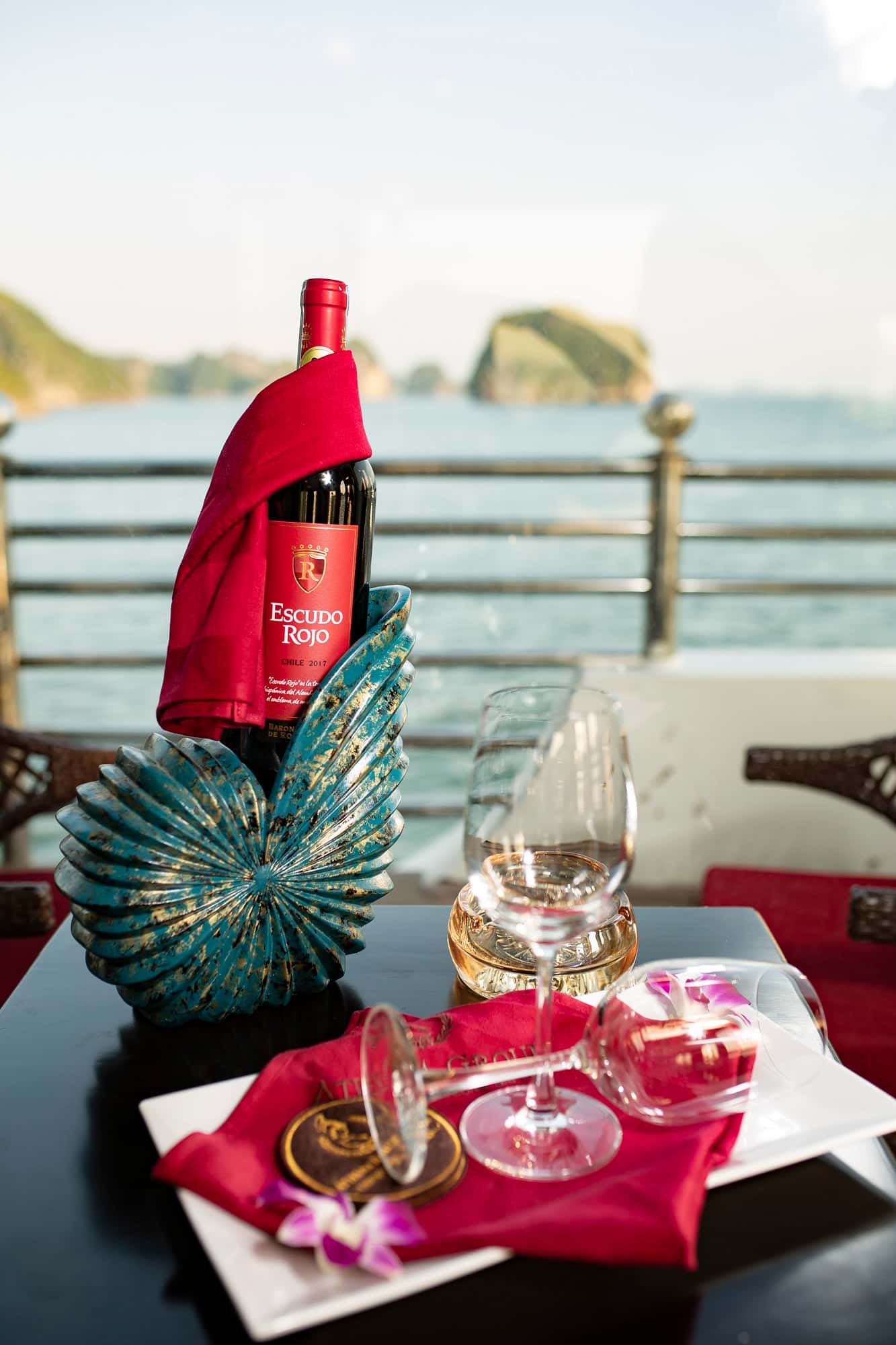 athena royal cruise ha long bay