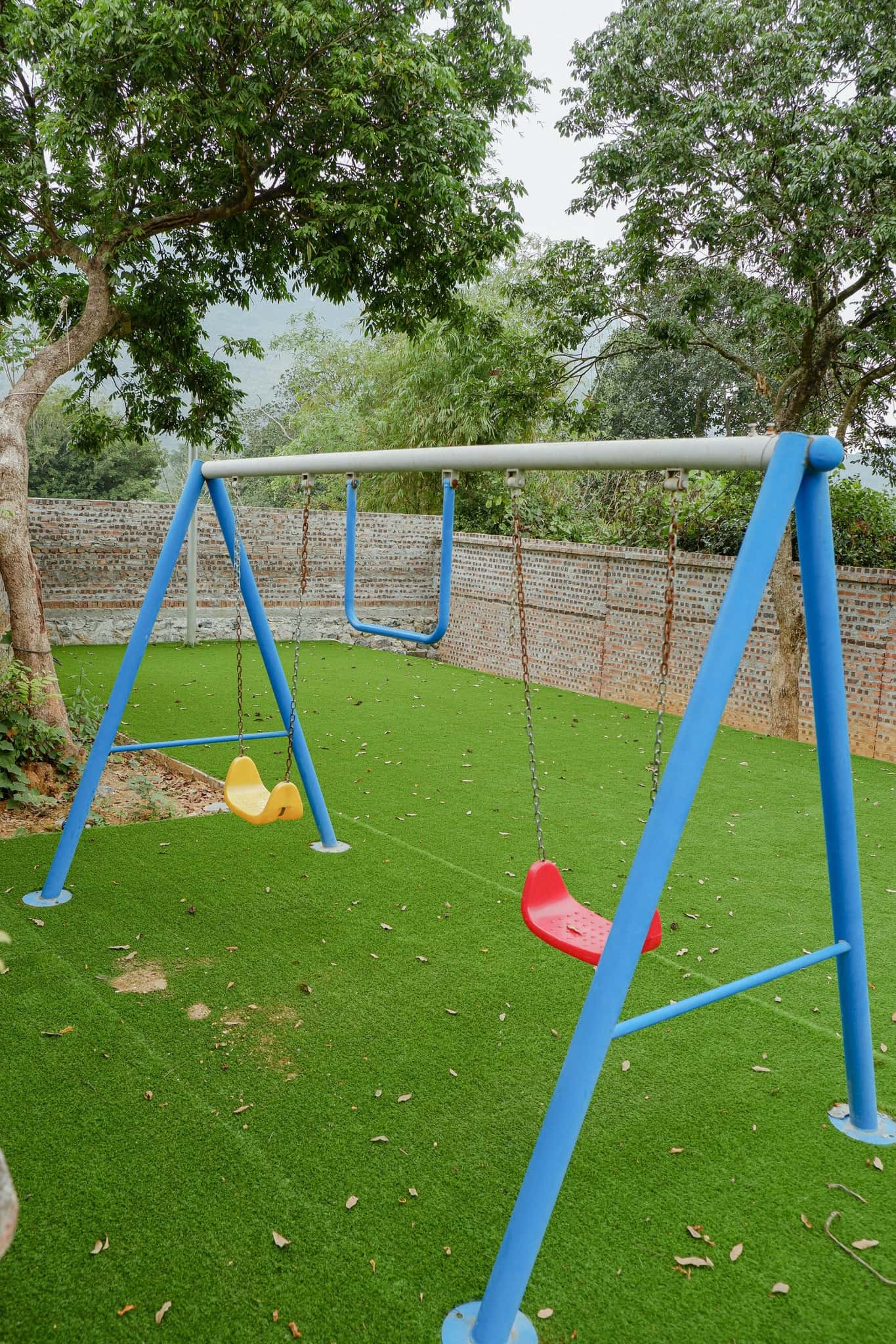 justfly moc tien bungalow hoa binh