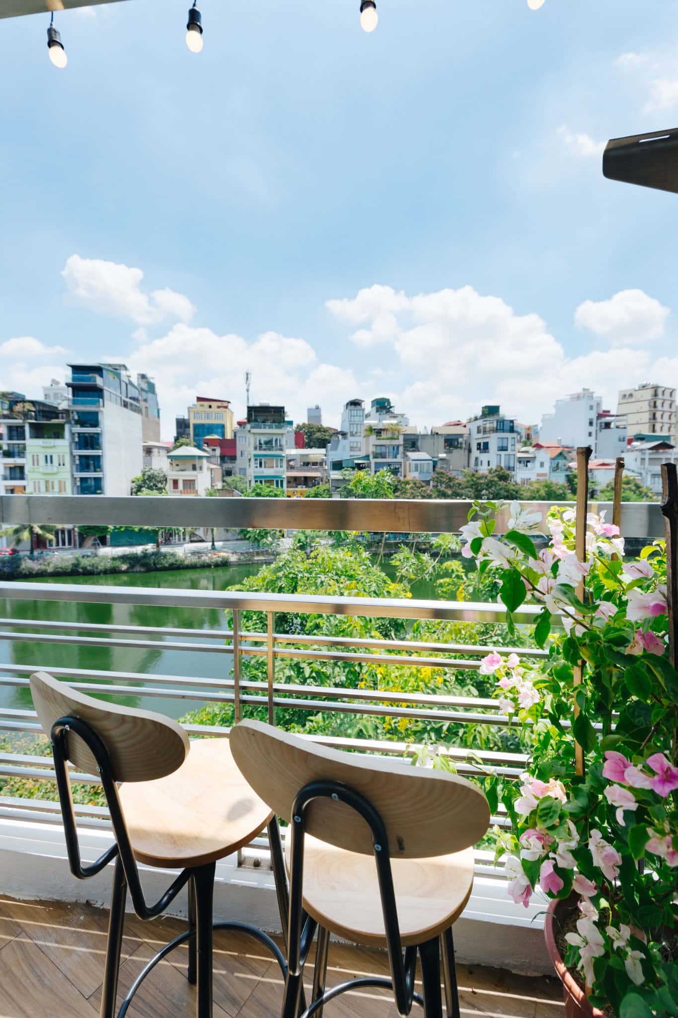 Hime Apartment - KatHome In Town - View Hồ Tây — photo 11