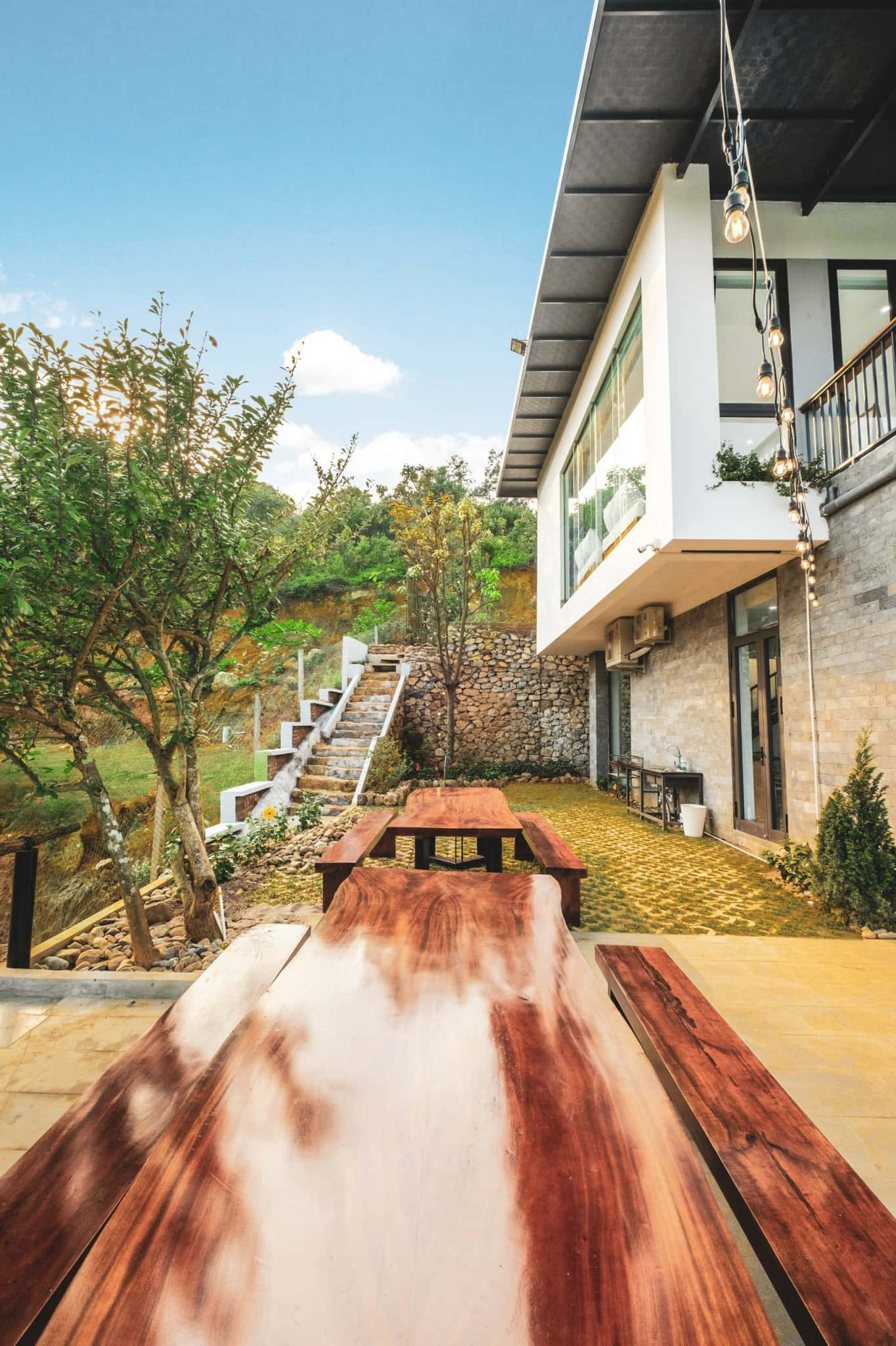 khuon vien tango villa de montana homestay ba vi ha noi 