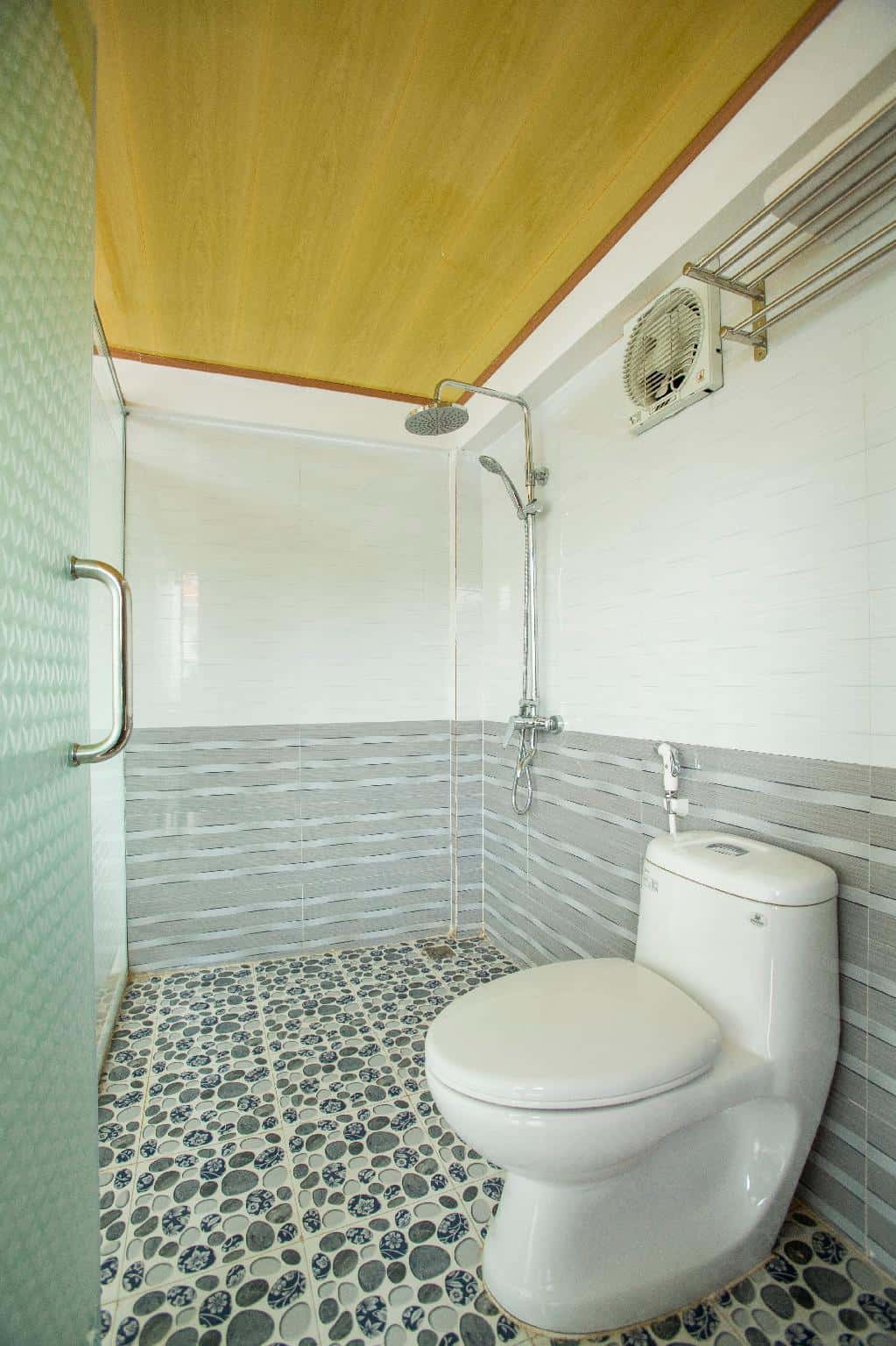 justfly bungalow view vuon anh duong homestay