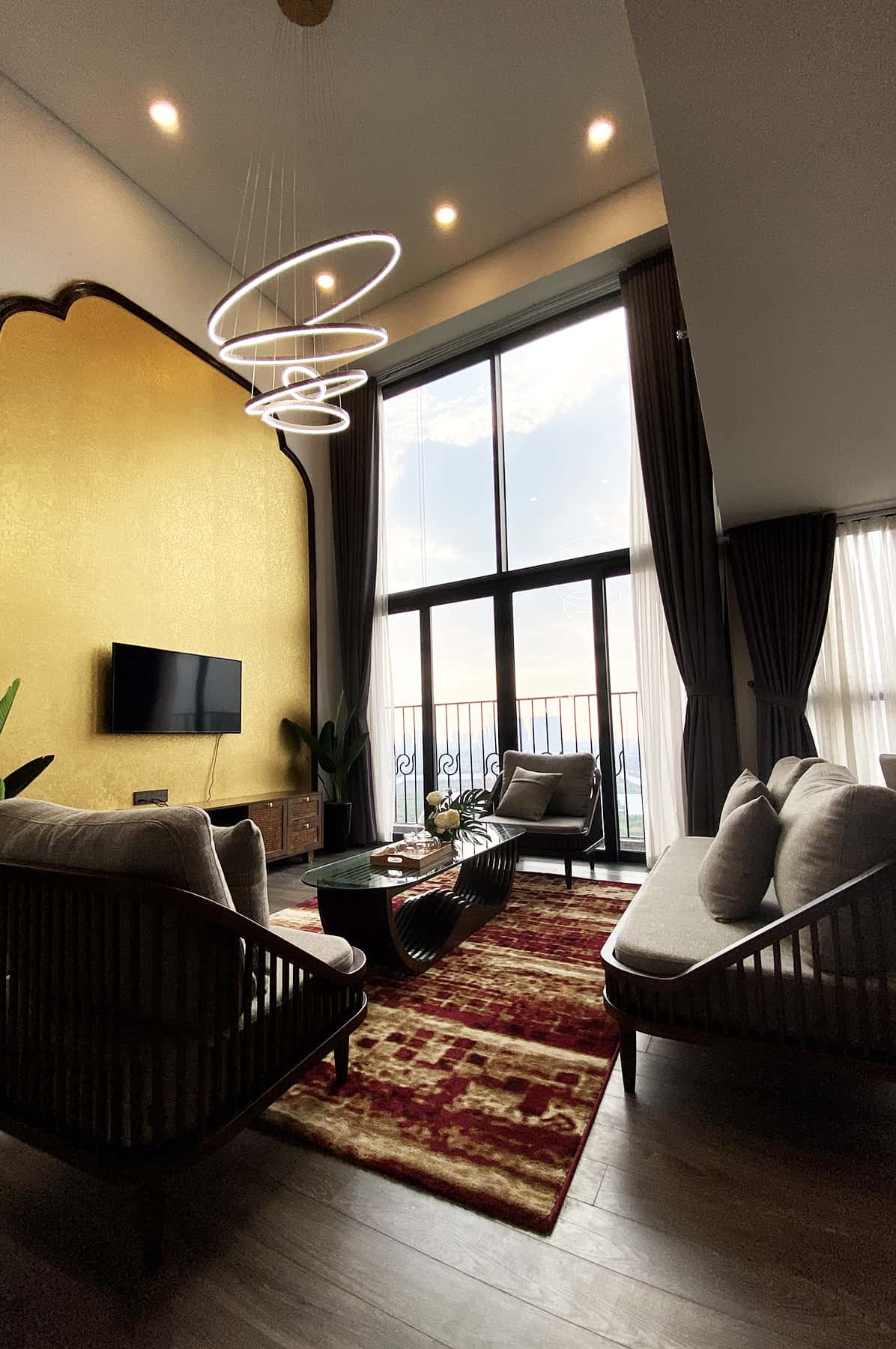 M Pentstudio Indochina，西湖 — 照片 7