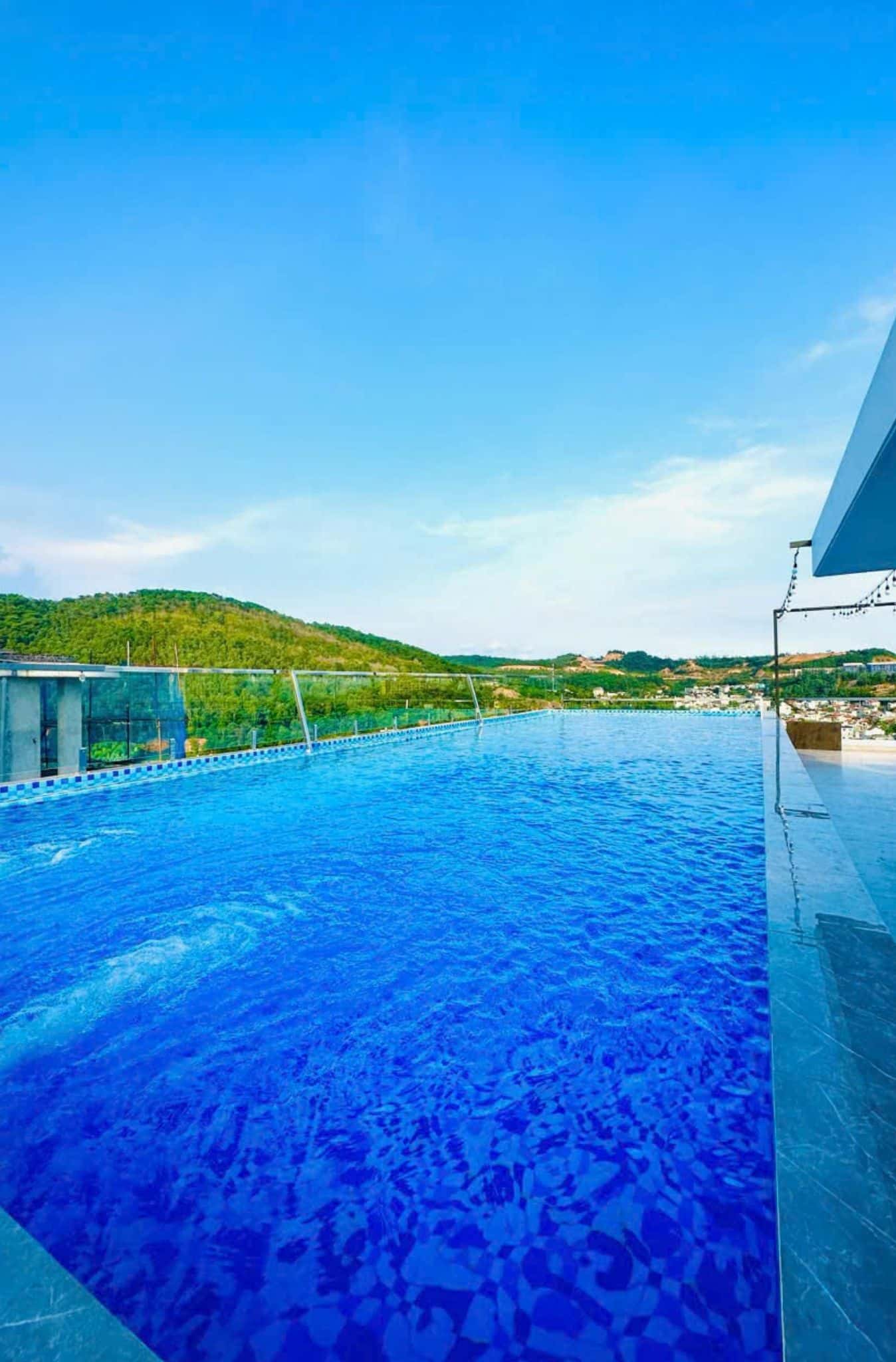 Lullaby Sky Villa - Monaco Bãi Cháy, Hạ Long — photo 18