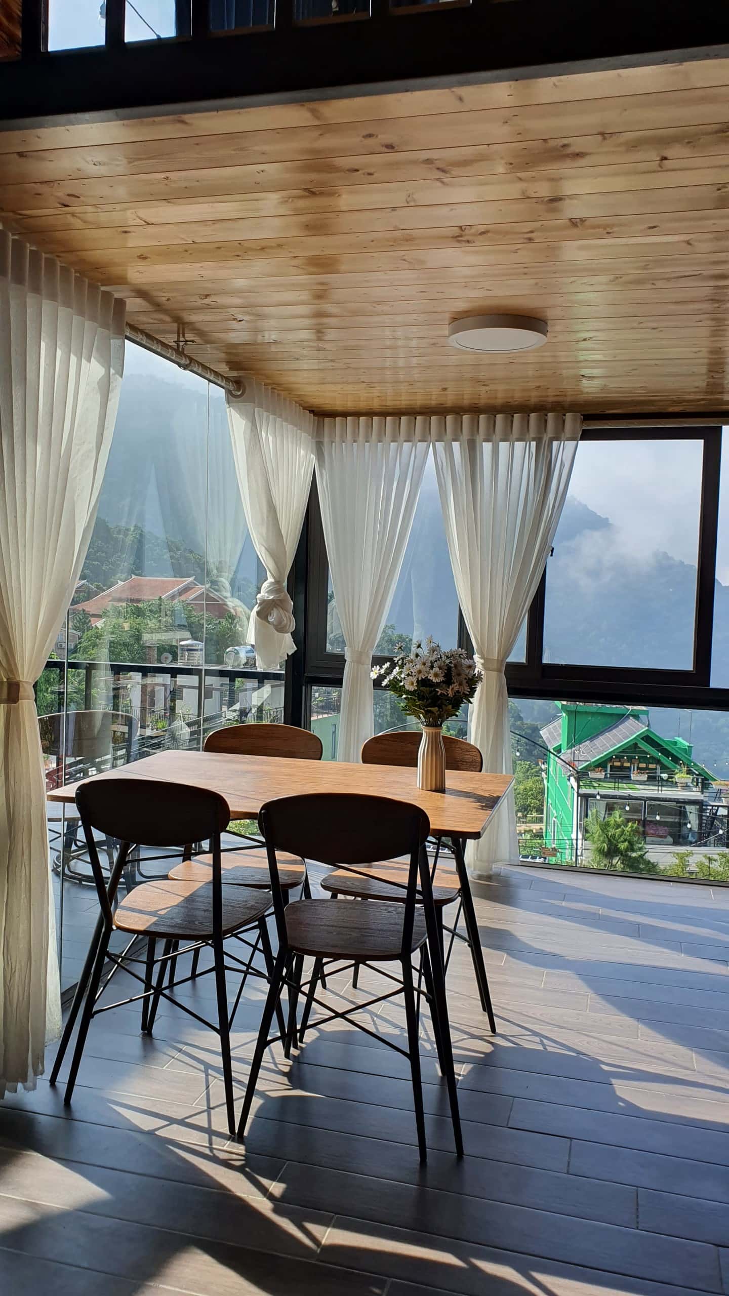 justfly cloud bungalow bach xanh house tam dao  