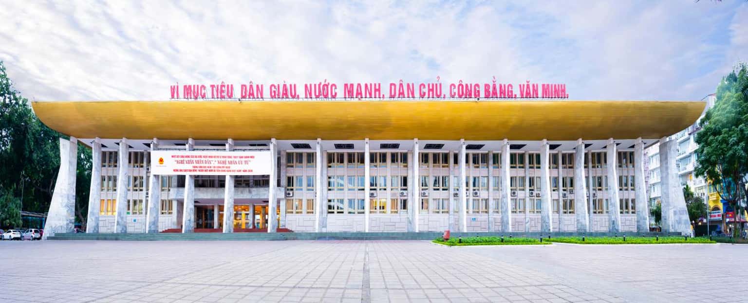 justfly cung van hoa lao dong huu nghi viet xo hanoi
