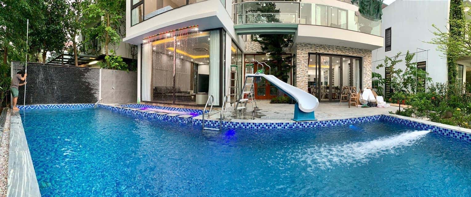 水上滑梯