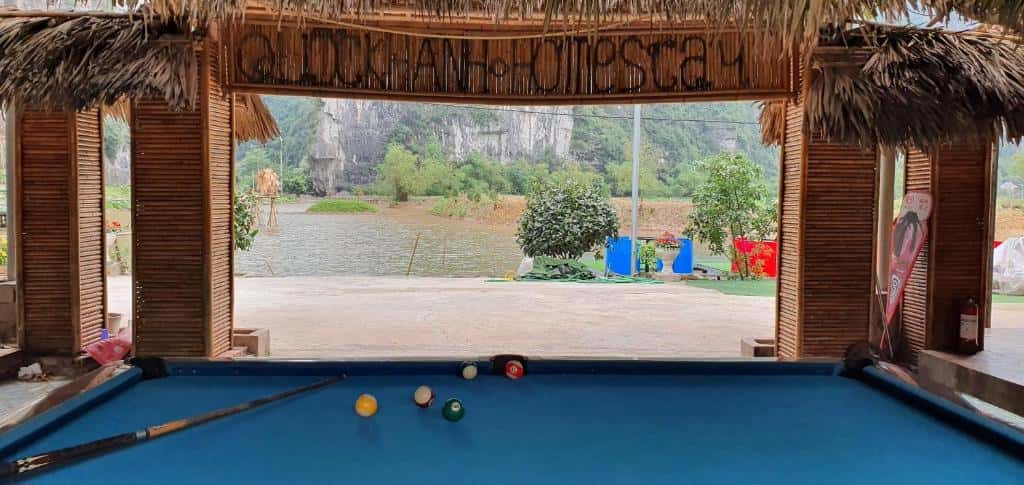 phong 4 nguoi view nui quoc khanh bamboo homestay ninh binh