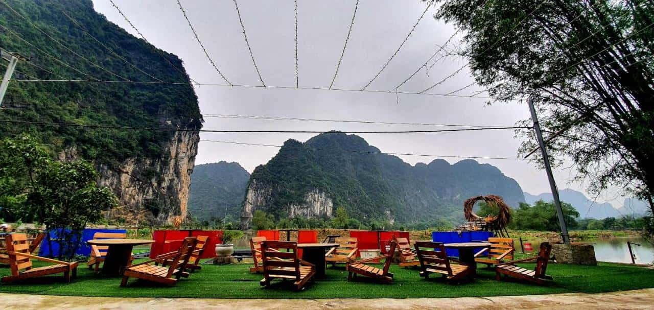 phong 4 nguoi view nui quoc khanh bamboo homestay ninh binh
