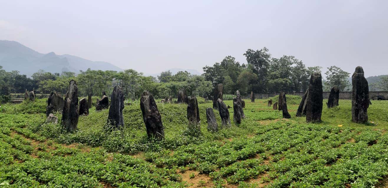 Đống Thếch Ancient Burial Ground in Kim Bôi, Hòa Bình — photo 3