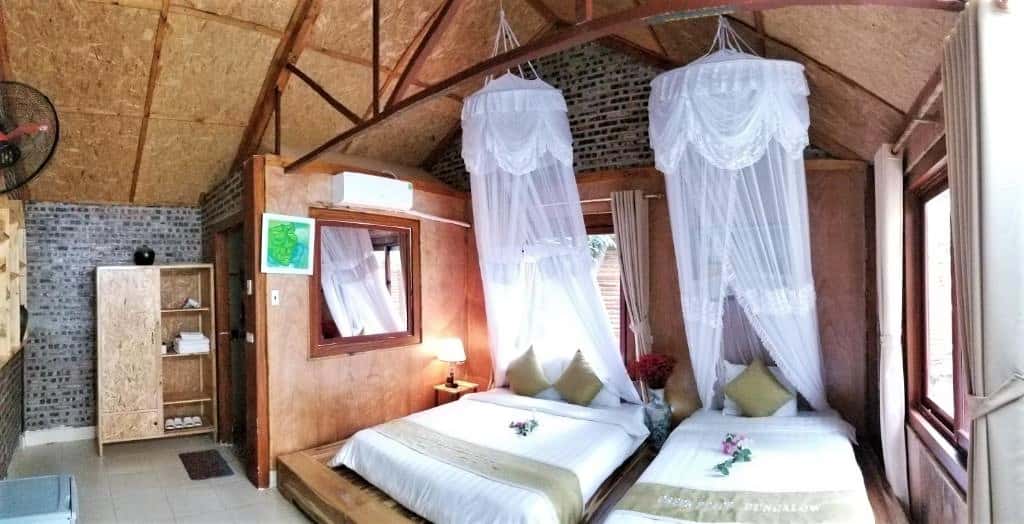 justfly phong twin green peace bungalow ninh binh
