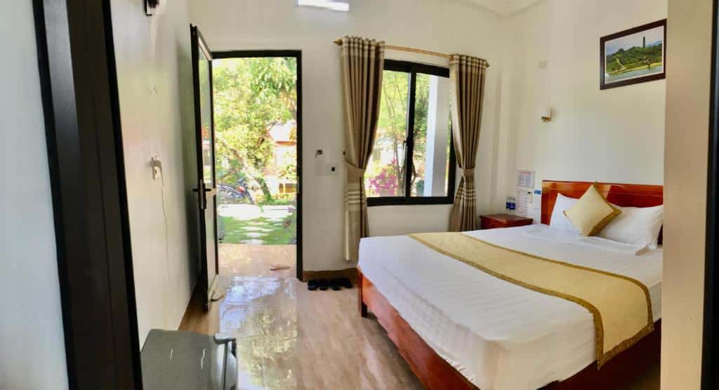 justfly king room hang mua family homestay ninh binh
