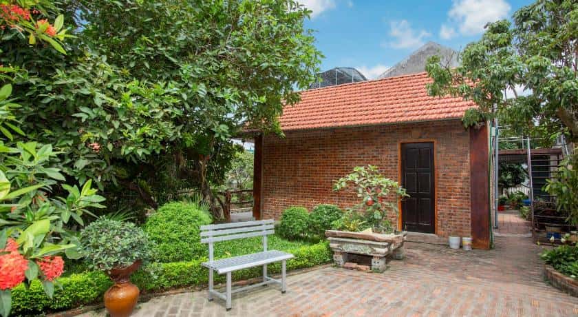 justfly bungalow view vuon anh duong homestay