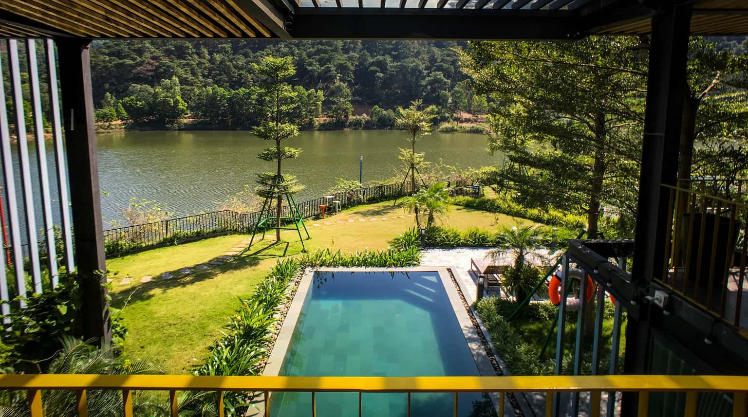 island-house-villa-ho-dong-do-soc-son