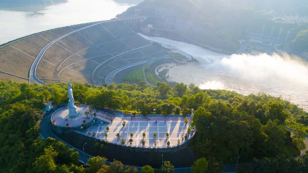 nha may thuy dien hoa binh