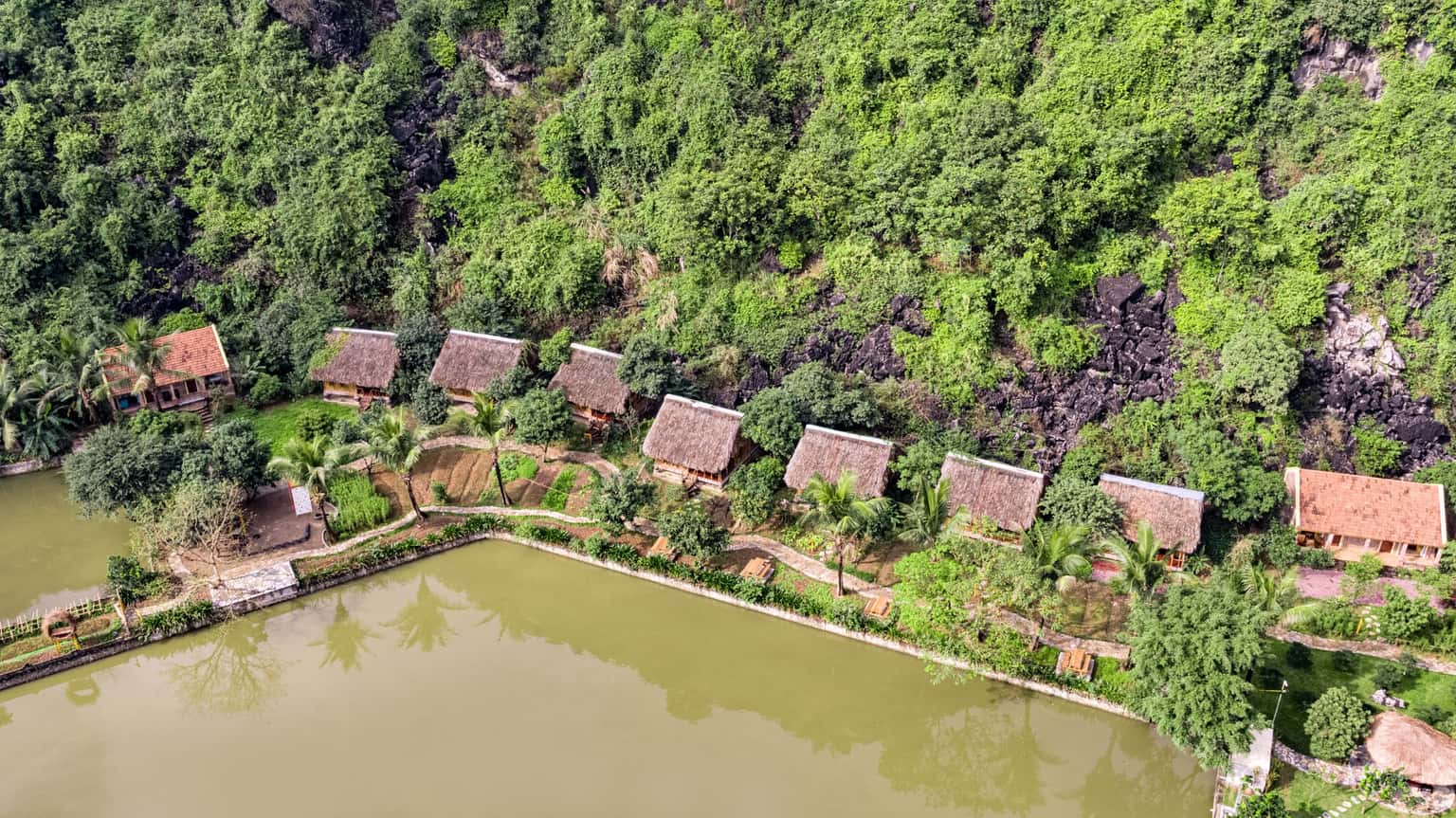 justfly ans eco garden ninh binh
