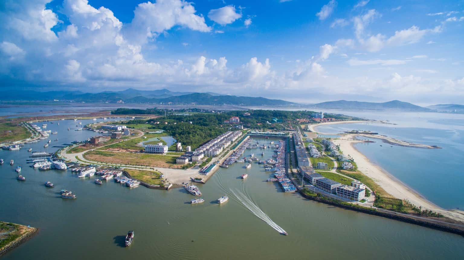 Vịnh Hạ Long — ảnh 7