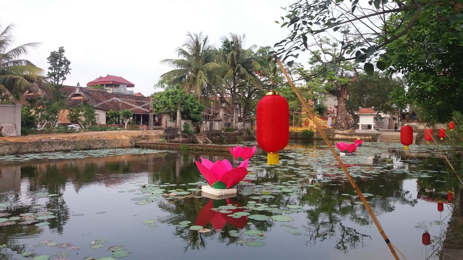 chua duc hau soc son ha noi