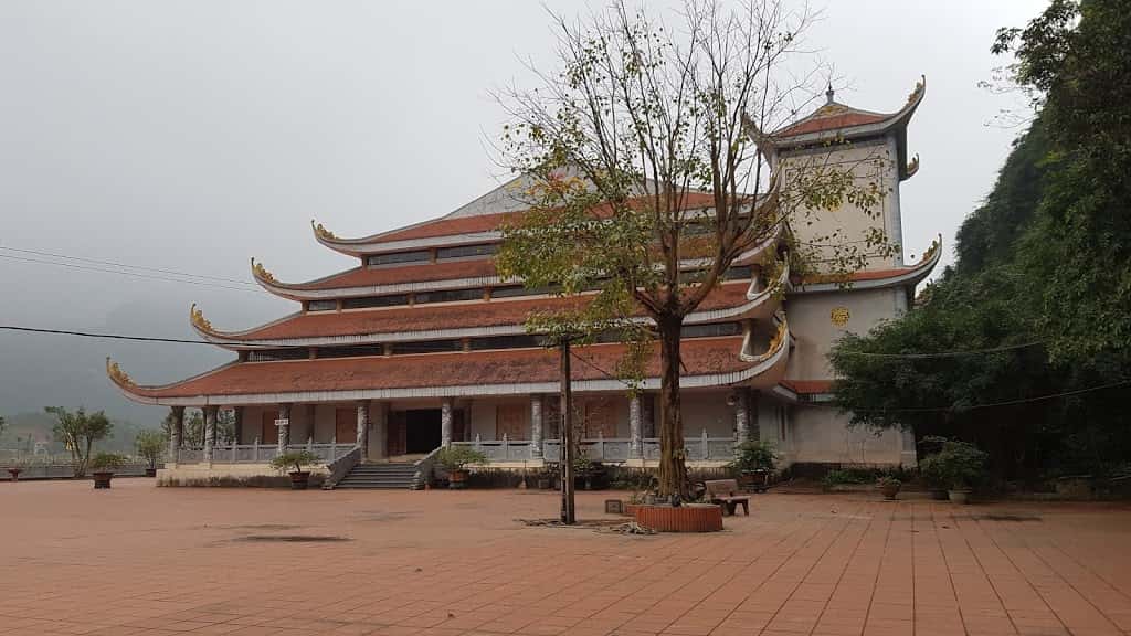 chua tien hoa binh