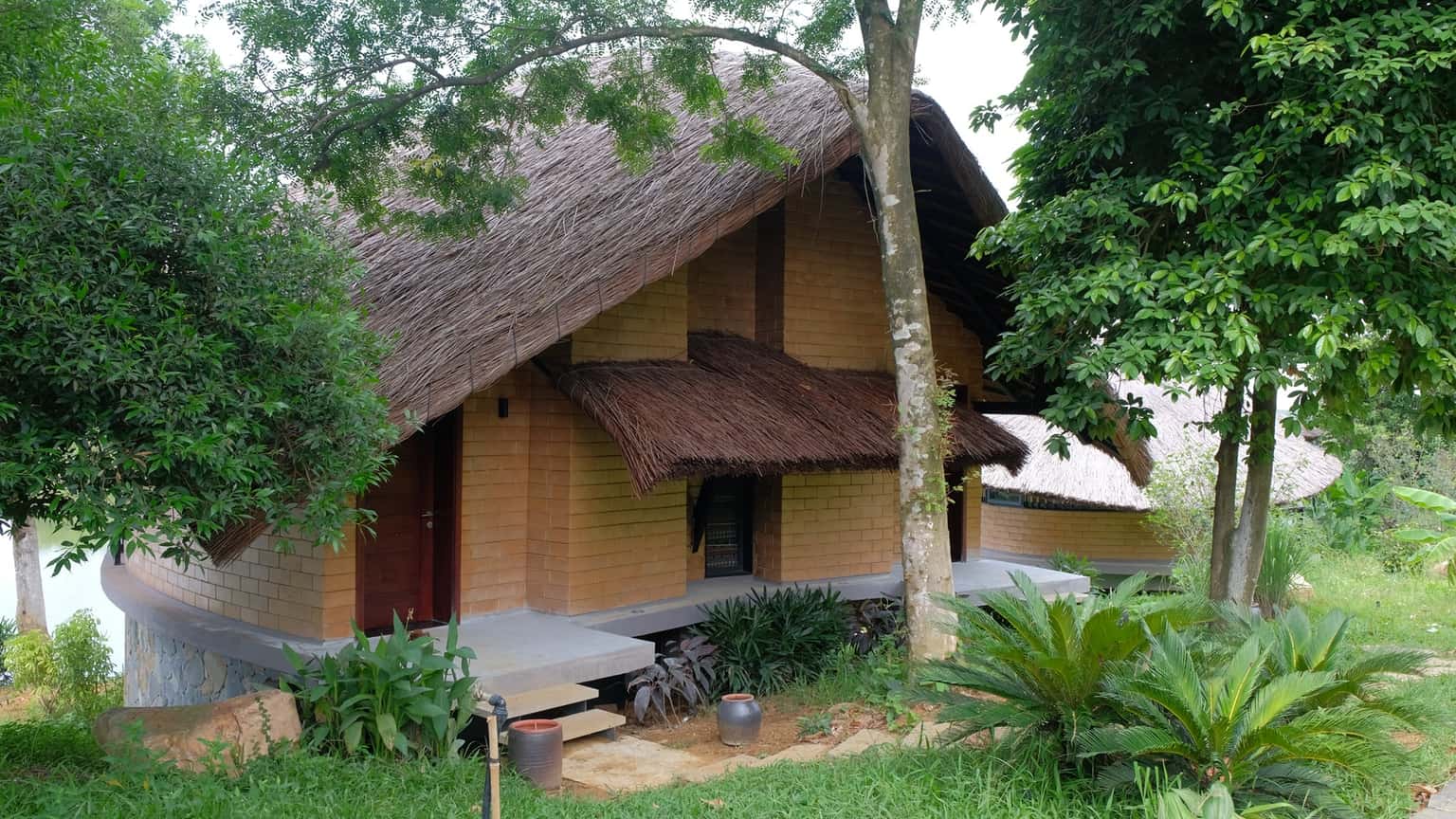 Nhà Bồ Kết Locus Villa (Tomodachi - Làng Mít) in Sơn Tây — photo 1