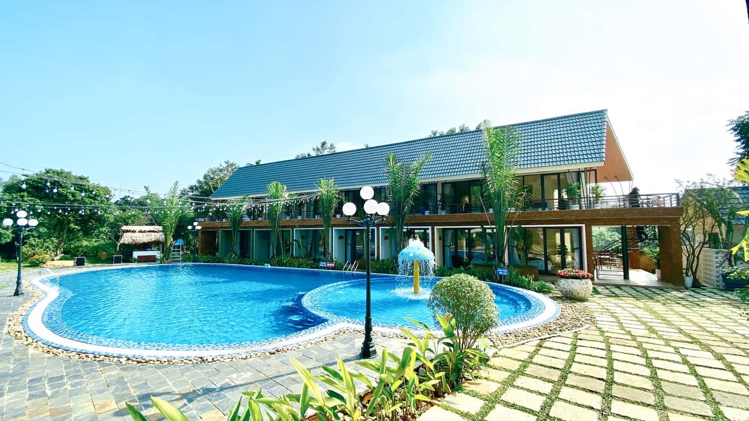 justfly anh chung may tropical villas ba vi