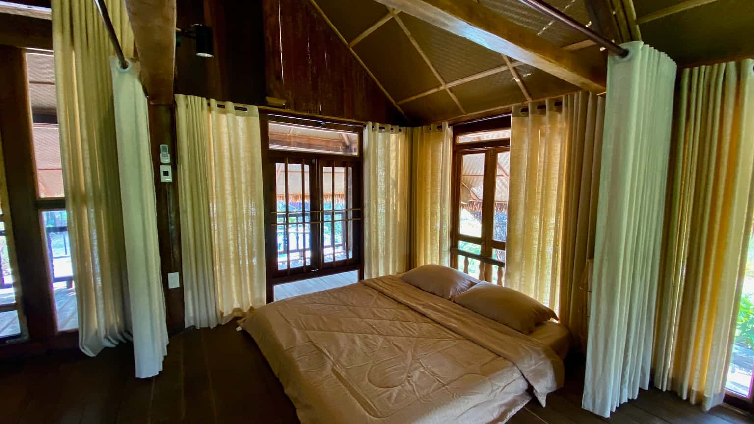 justfly nha san bavi hideaway ba vi