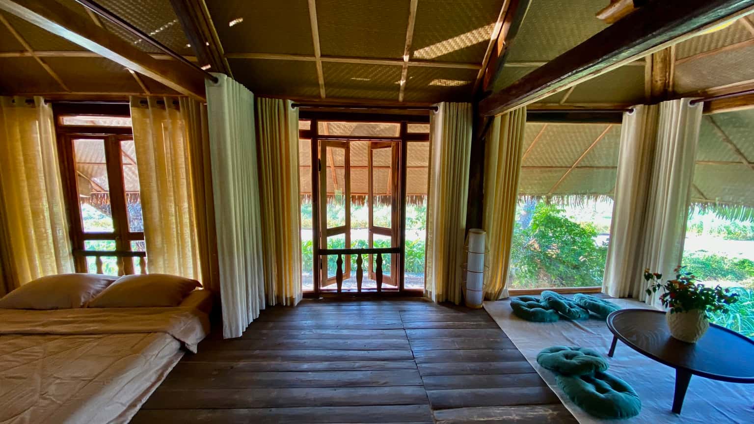 justfly nha san bavi hideaway ba vi