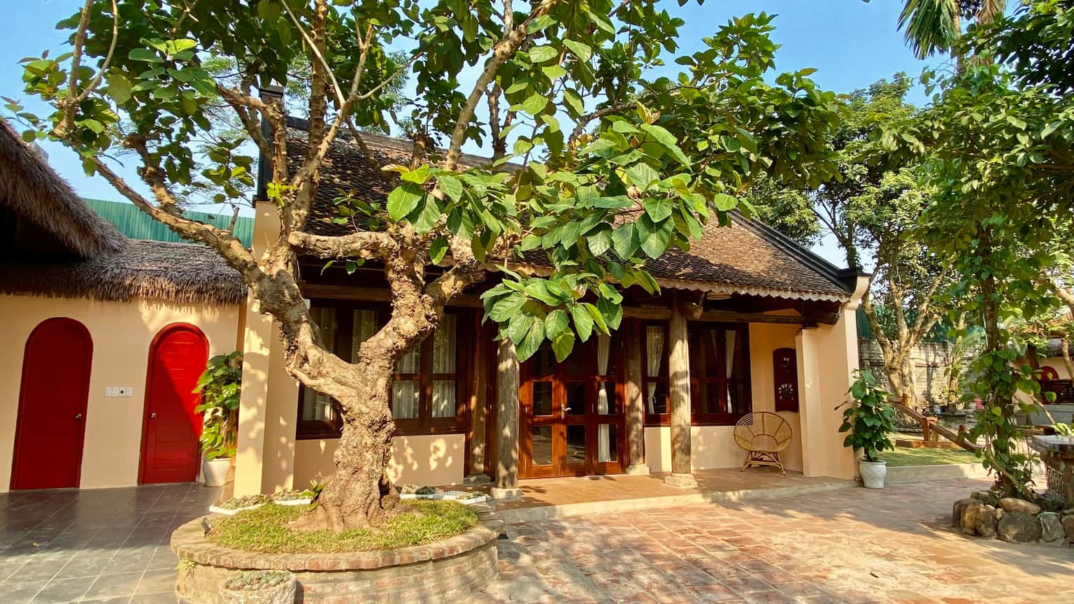 Family, Ba Vì () — ảnh 1