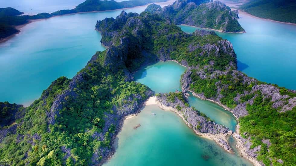 vinh bai tu long ha long 