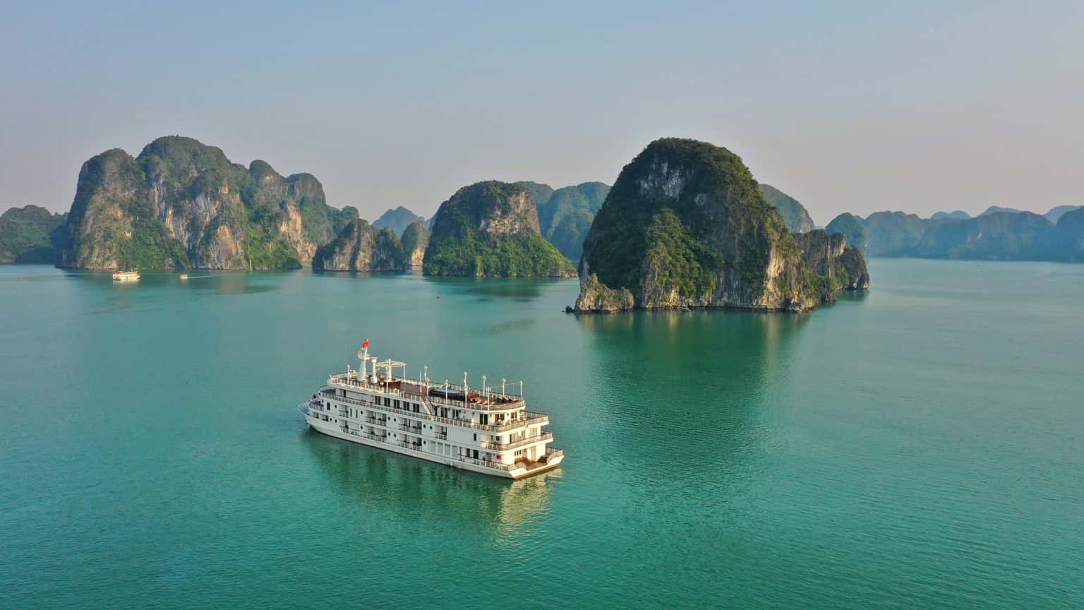 paradise elegance cruise 31 cabins ha long