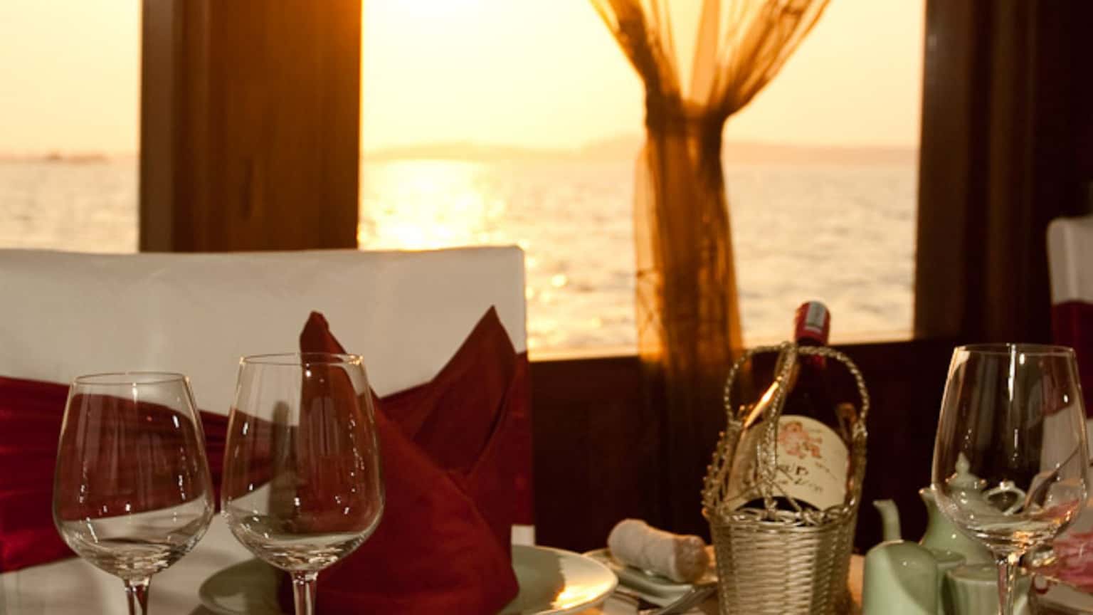 valentine premium indochina sail ha long bay