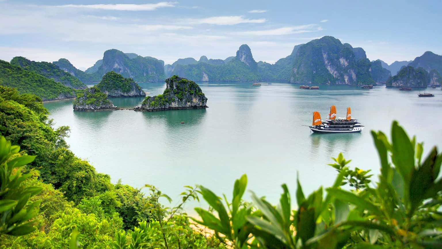 Vịnh Hạ Long — ảnh 21