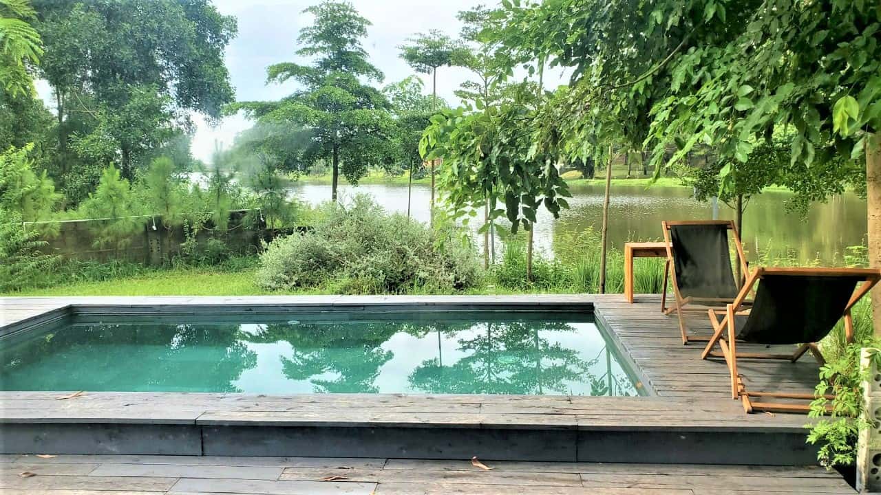 Bể bơi riêng 