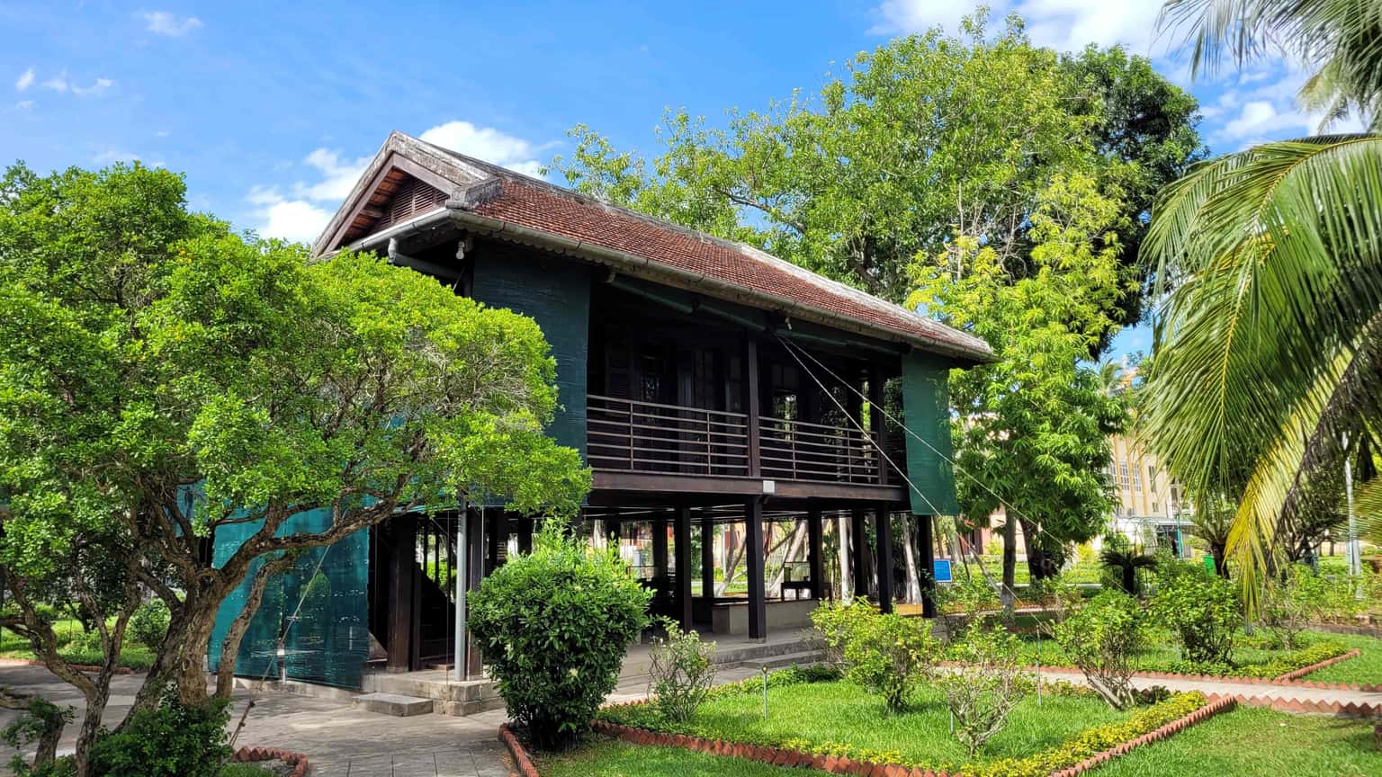 justfly bao tang ho chi minh chi nhanh quan khu 5 da nang