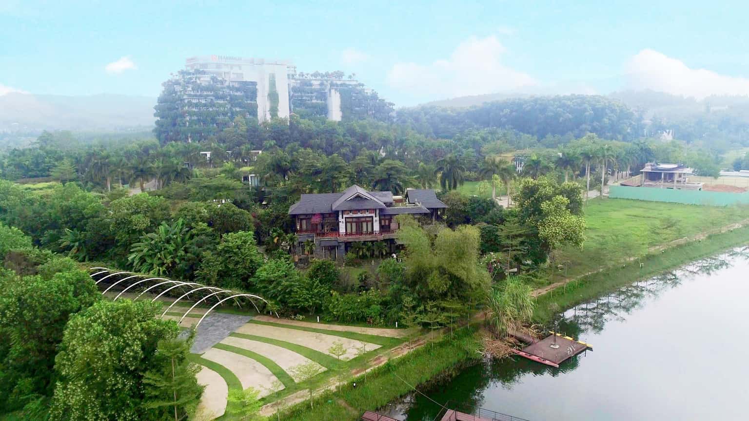 Biệt thự sen Flamingo Đại Lải — ảnh 2