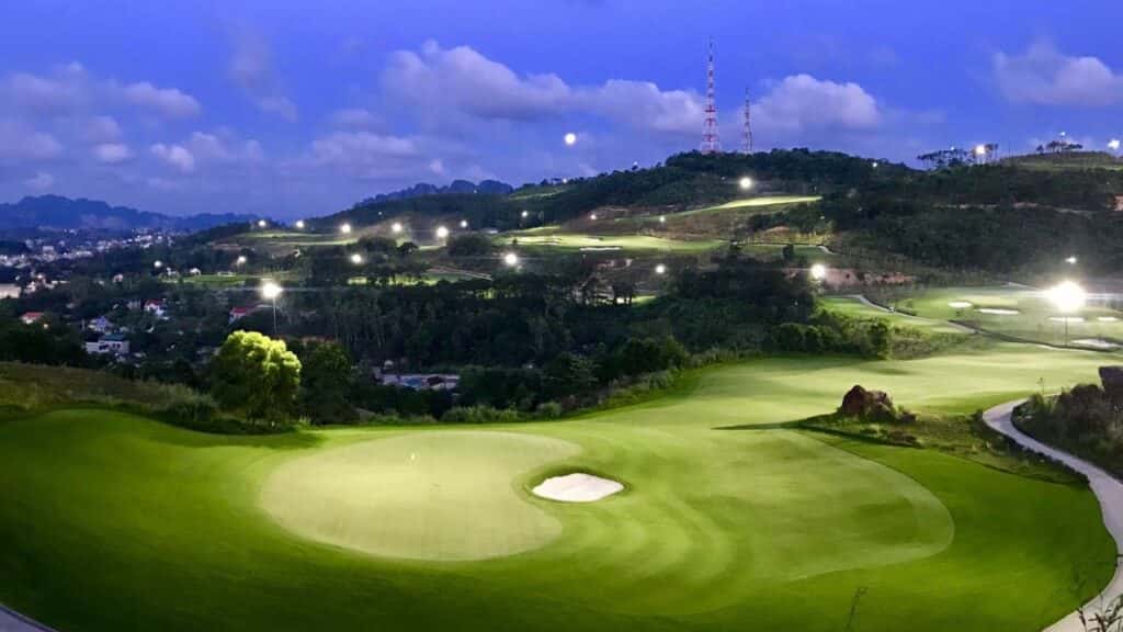 Sân Golf FLC Hạ Long — ảnh 2