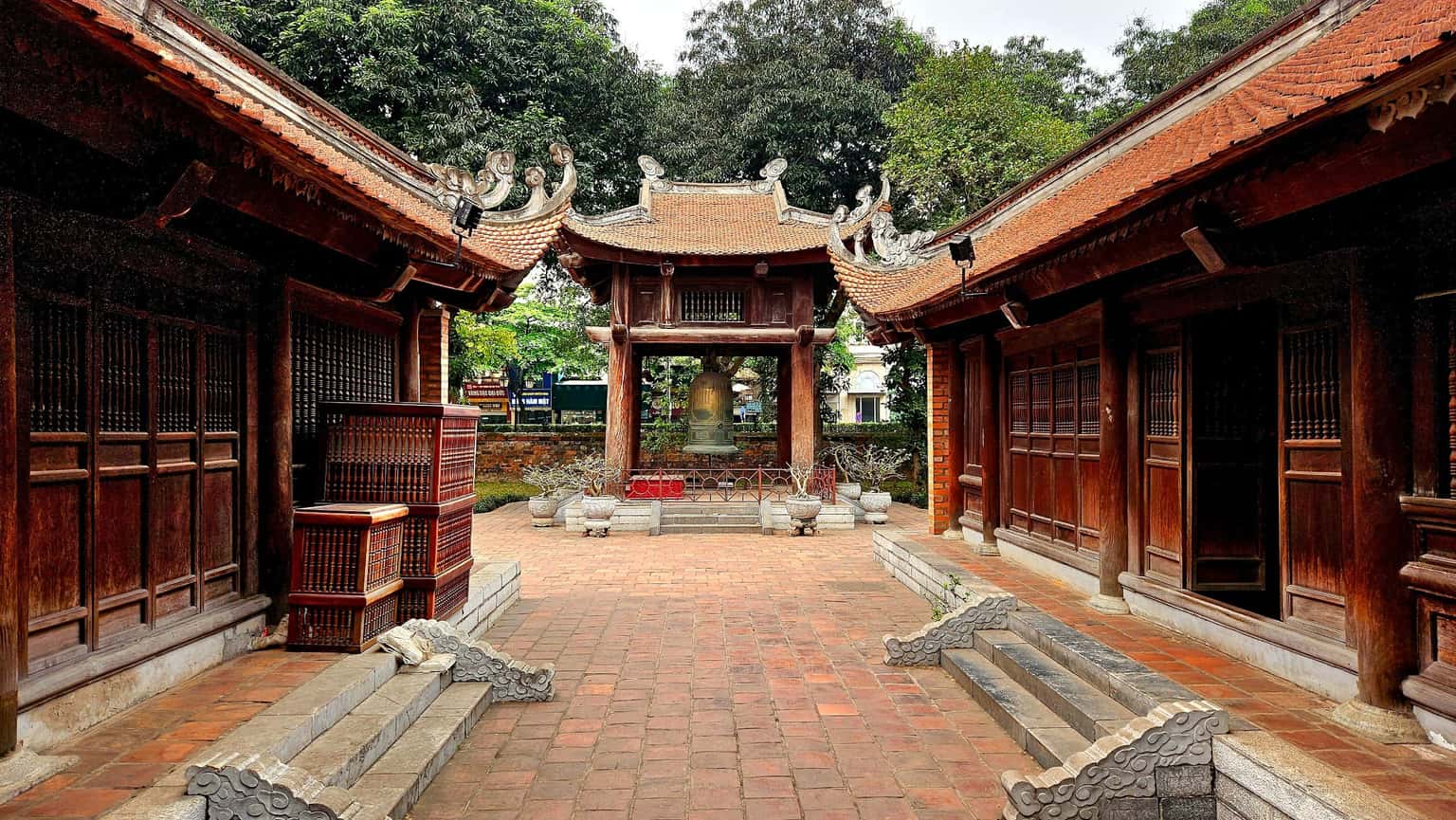 justfly van mieu quoc tu giam hanoi