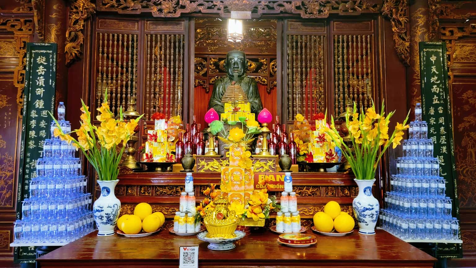 justfly den quan thanh hanoi