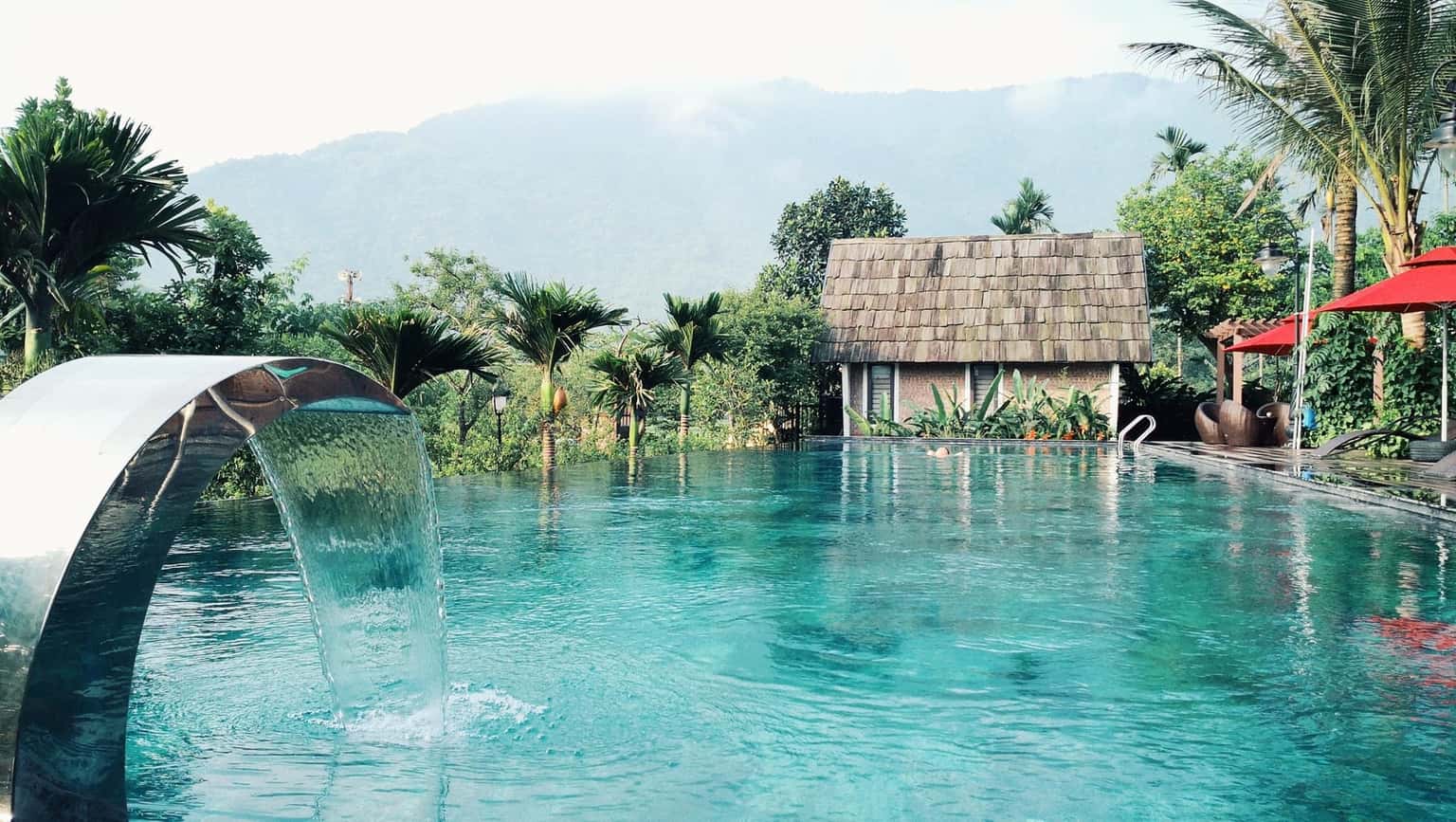 justfly suoi ngoc retreat thach that