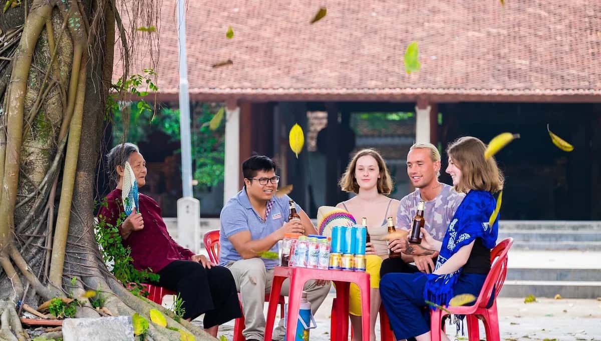 justfly bungalow 4 nguoi view be boi tam coc garden homestay ninh binh